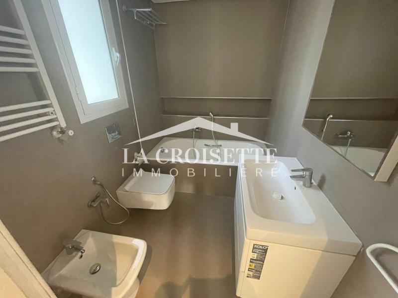 Duplex S+3 avec terrasse à La Marsa